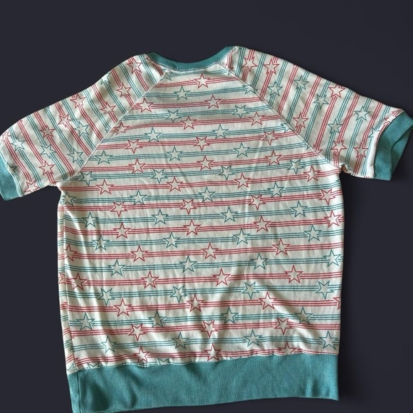 LuLaRoe Patriotic Star Tee – Size M - Picture 4 of 7